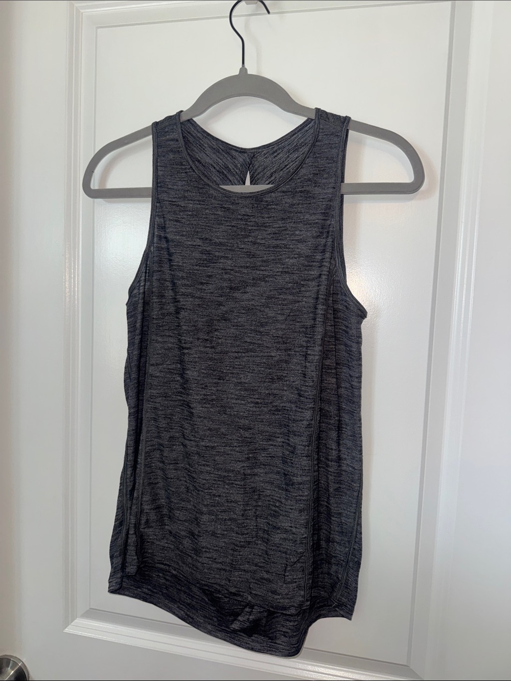 Lululemon sleeveless gray tank